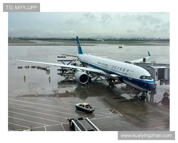 官方飞艇直播全景呈现飞行奇观带你领略空中视角新体验